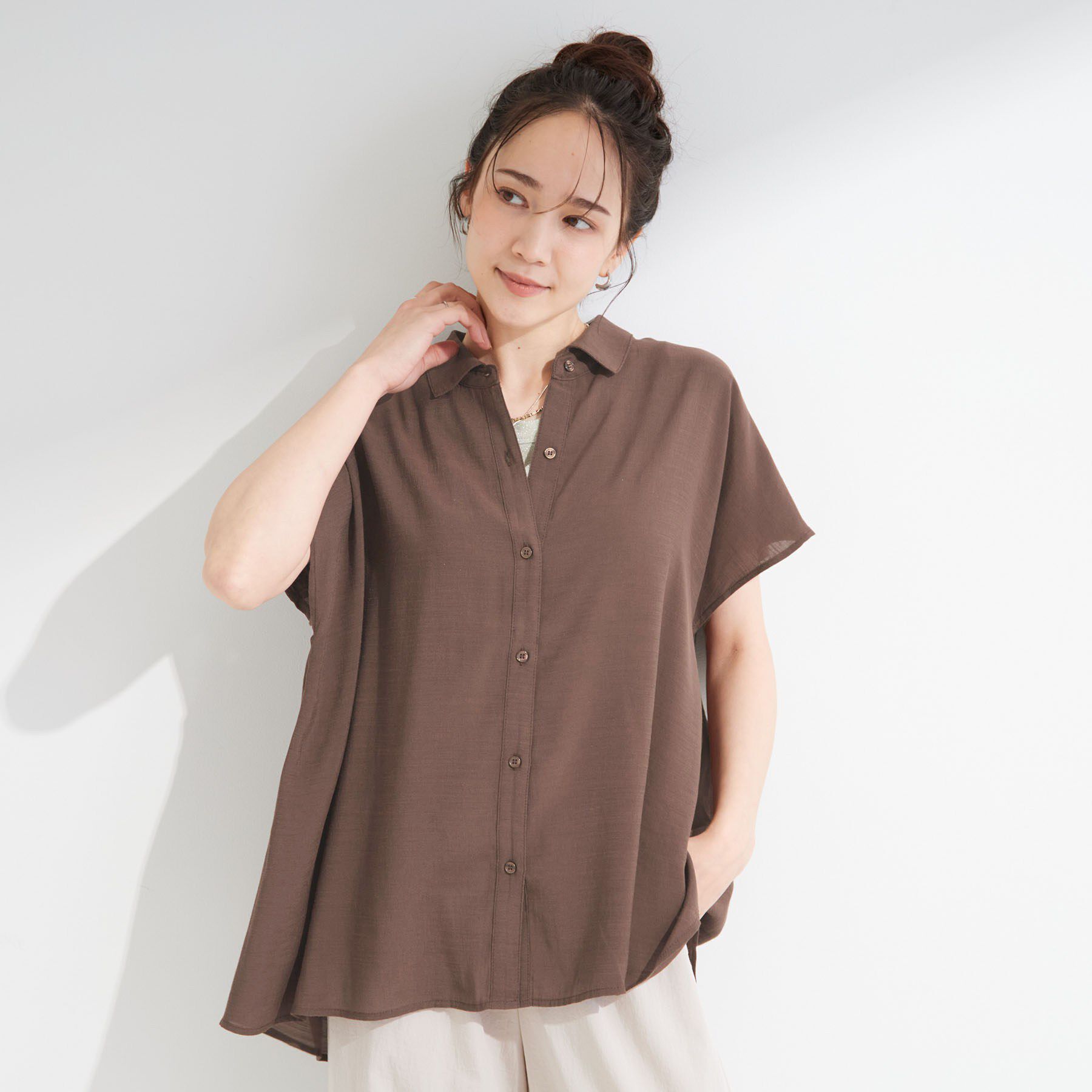 SHOO･LA･RUE「【ひんやり/UV】ほんのりシアーで上品な バックギャザーブラウス」|シャツ・ブラウス|
