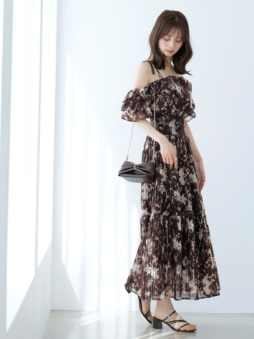 SNIDEL「Sustainableオフショルギャザーワンピース」|ワンピース|