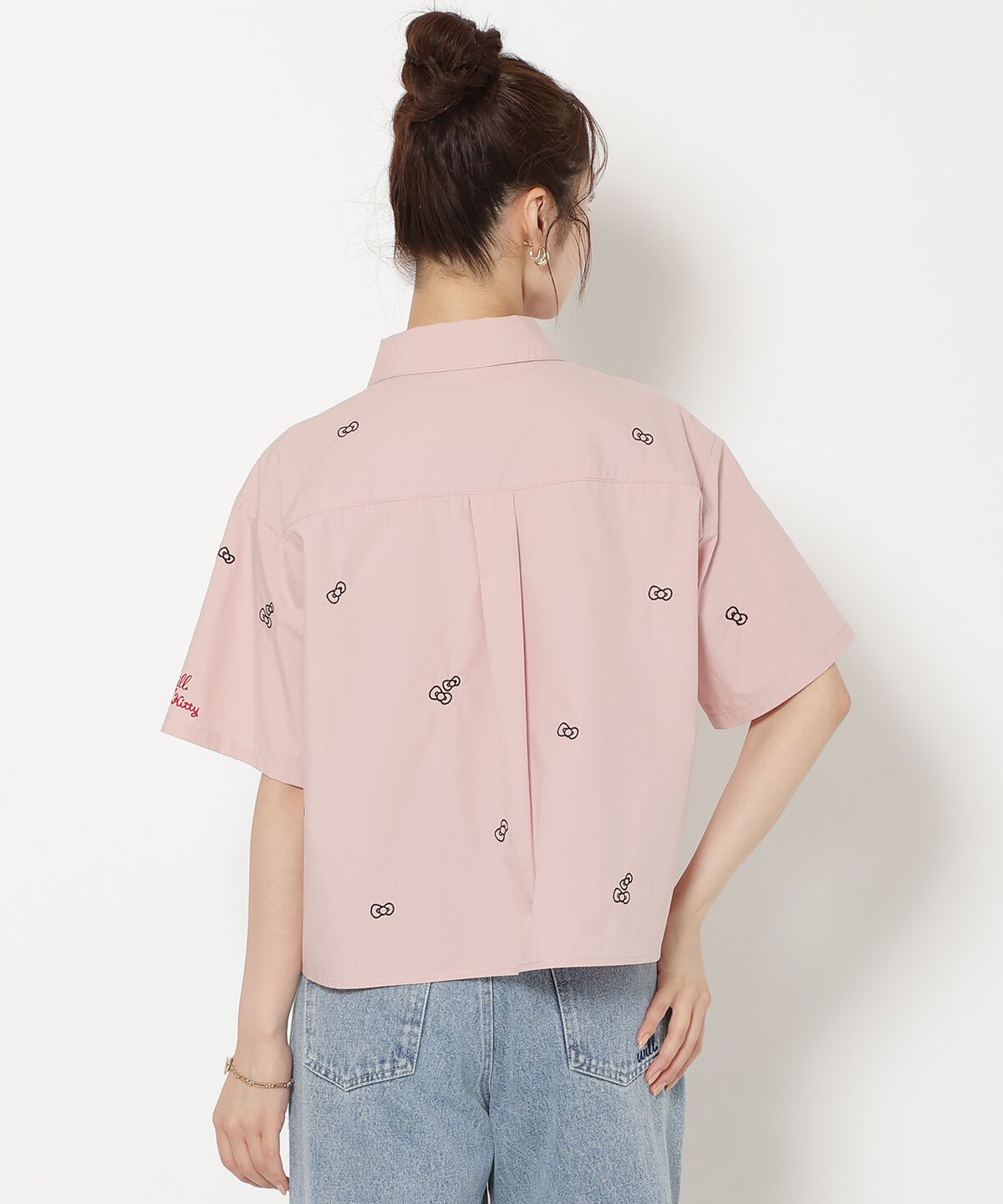 WILLSELECTION「WILLSELECTION&times;HELLO KITTY 刺繍クロップドシャツ」|シャツ・ブラウス|