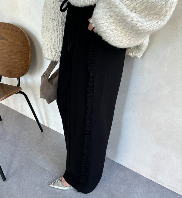  「【WEB限定】カットジョーゼットサイドフリルパンツ」|チノ|
