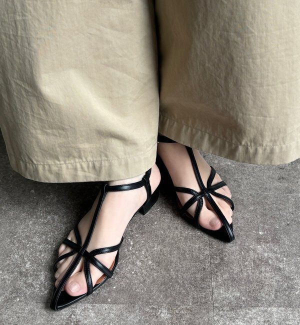 「ポインテッドクロスサンダル」|その他|