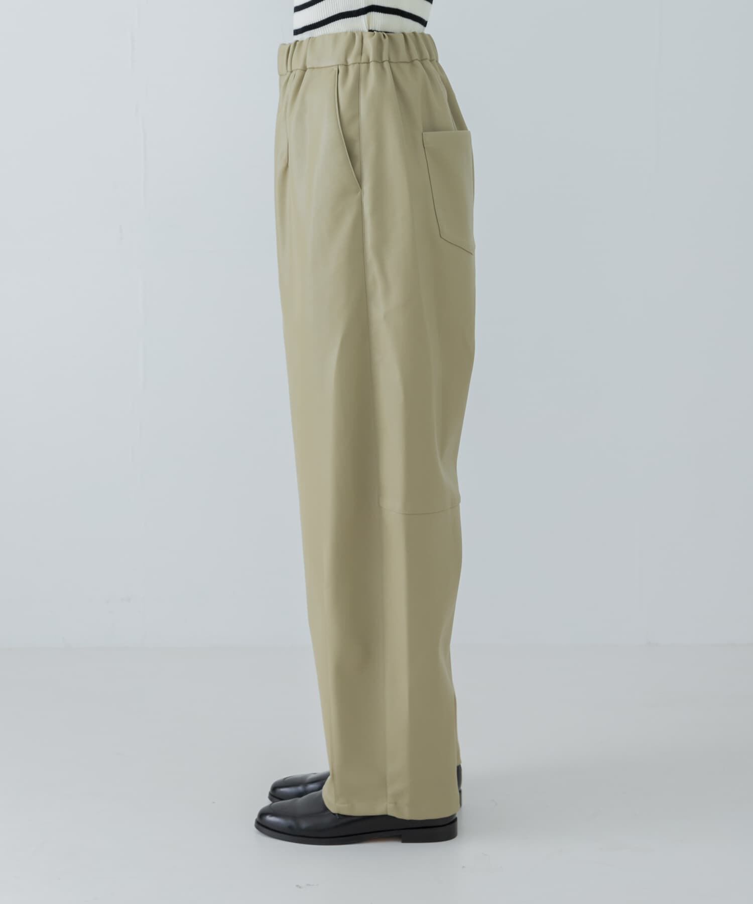 URBAN RESEARCH「レザーライクコクーンパンツ」|その他|