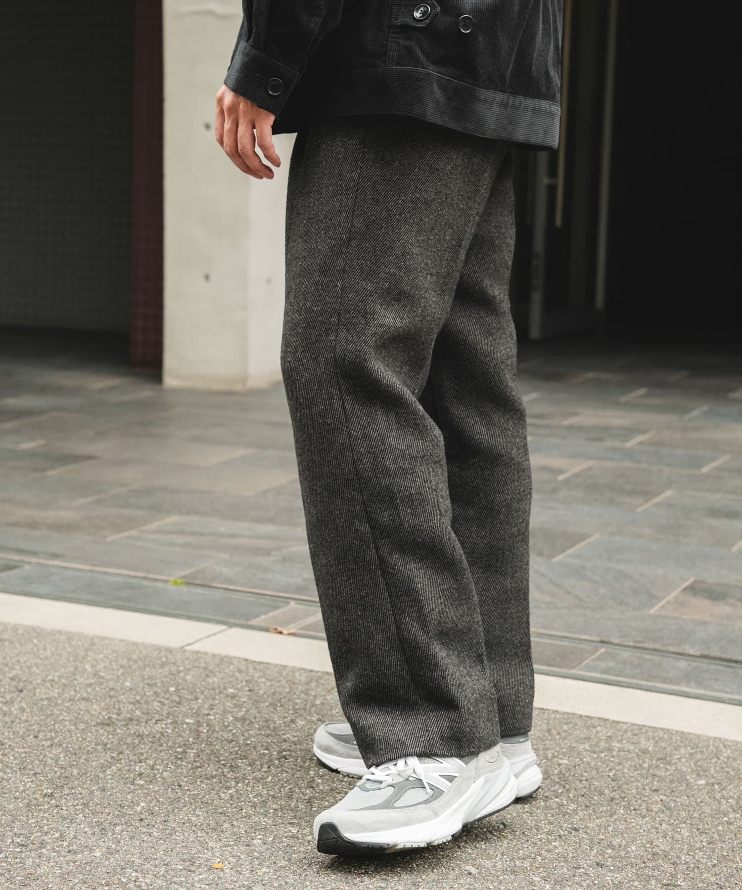 URBAN RESEARCH DOORS「『UR TECH』完声/暖 2タックワイドパンツ」|その他|