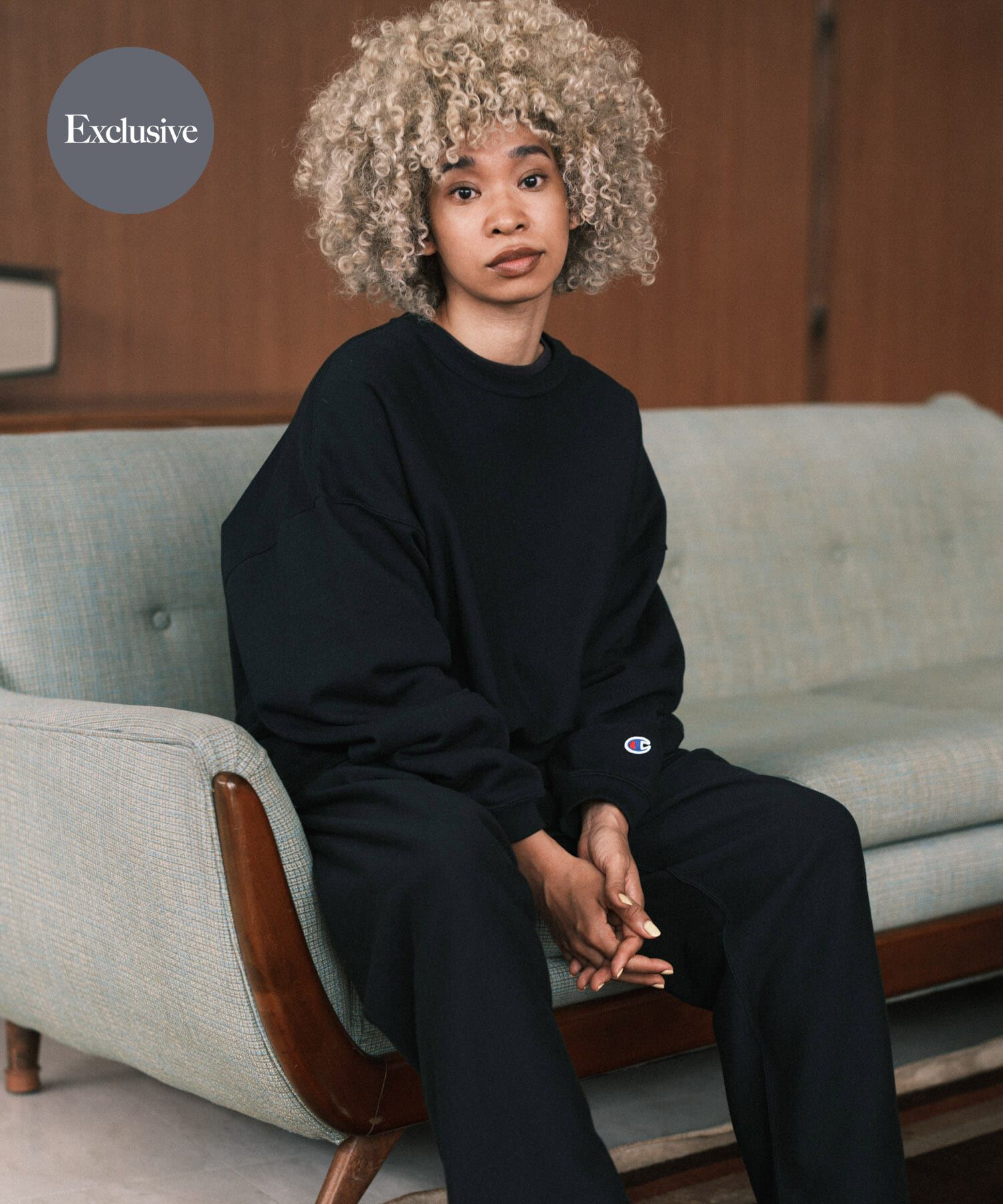 URBAN RESEARCH「『別注』Champion&times;Wide Dad　RW DAD SWEAT CREW-NECK」|スウェット・ジャージ|