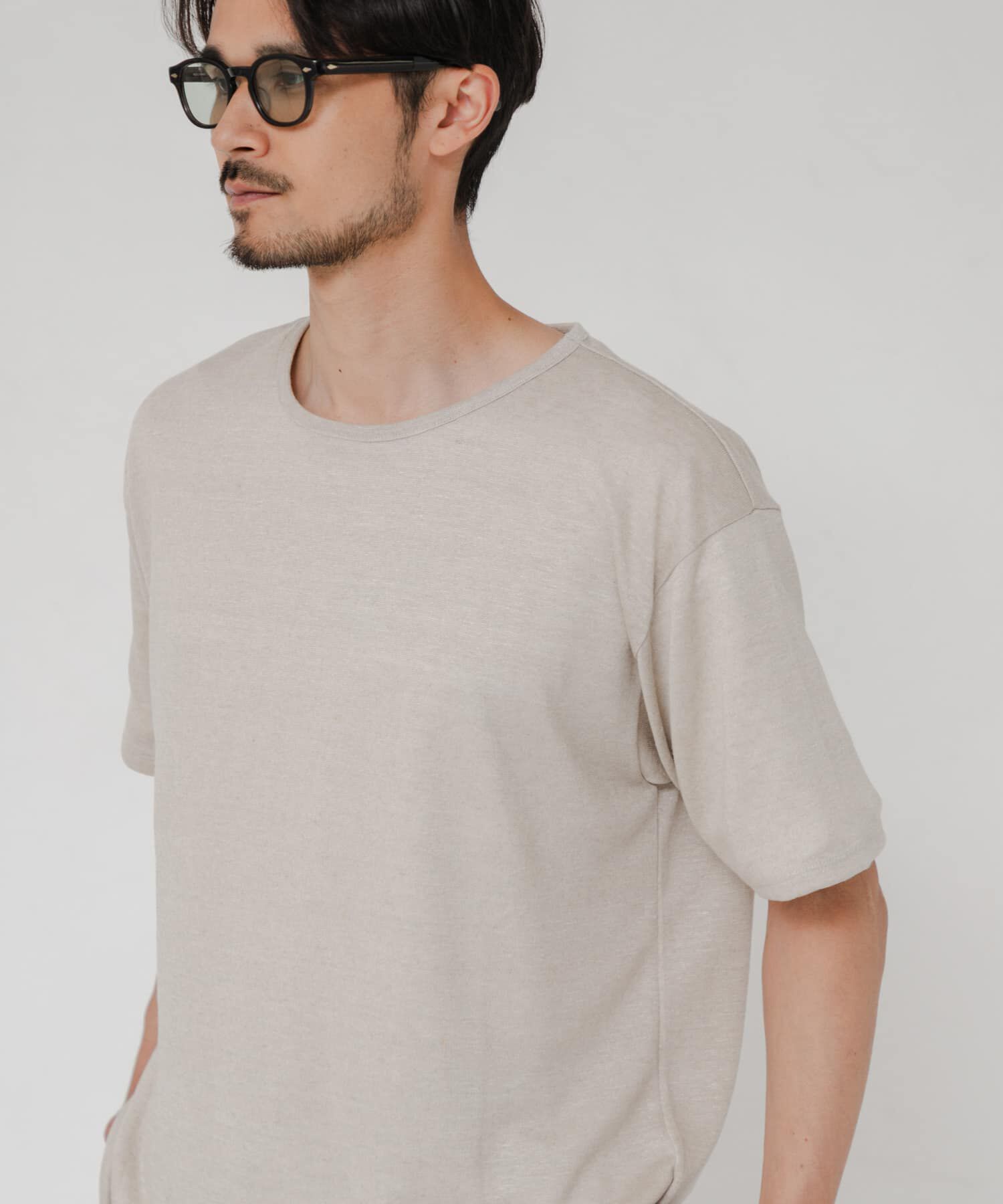URBAN RESEARCH「『洗濯可』LINEN NARROW TRIM T-SHIRTS」|Tシャツ・カットソー|オフホワイト