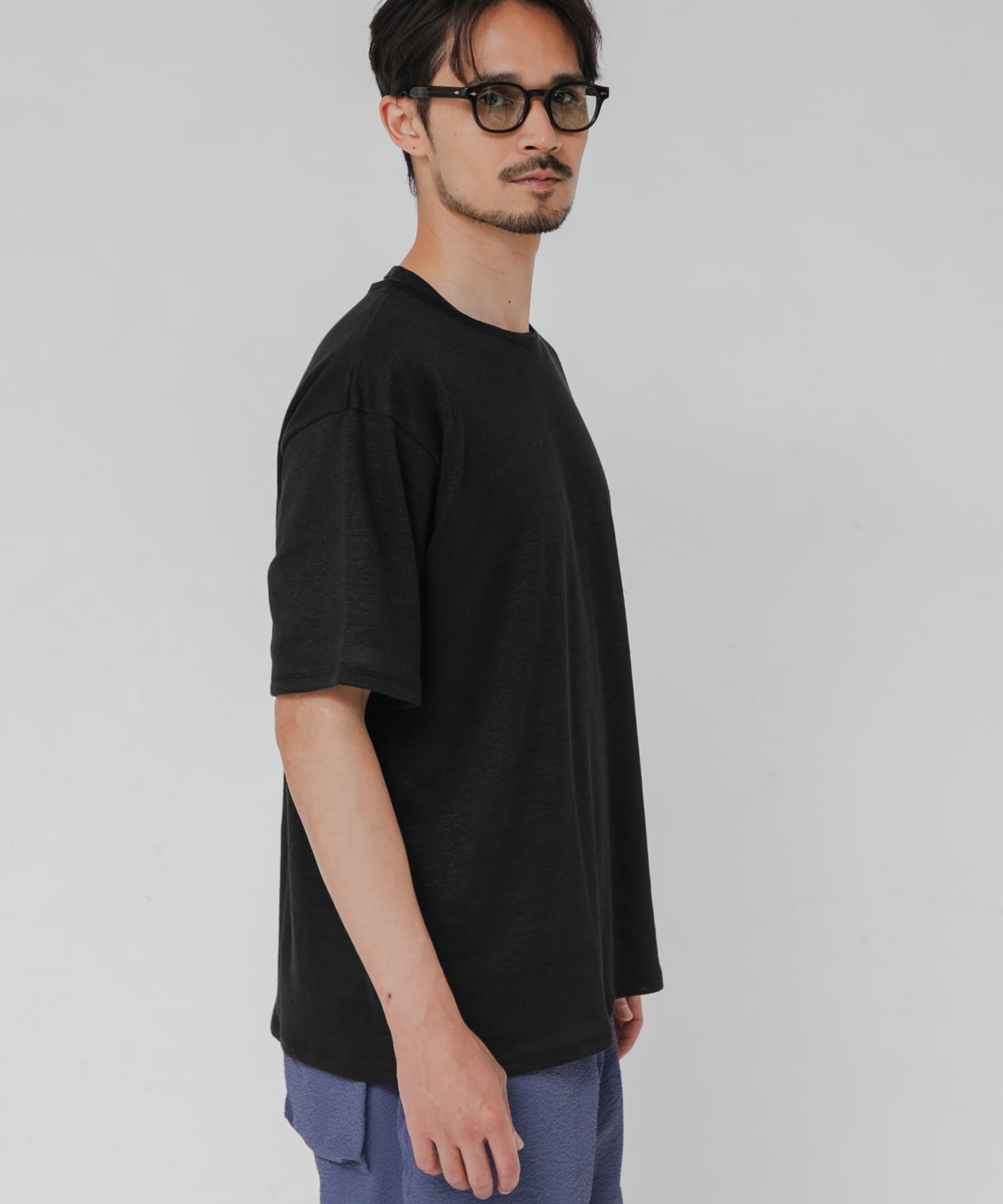 URBAN RESEARCH「『洗濯可』LINEN NARROW TRIM T-SHIRTS」|Tシャツ・カットソー|