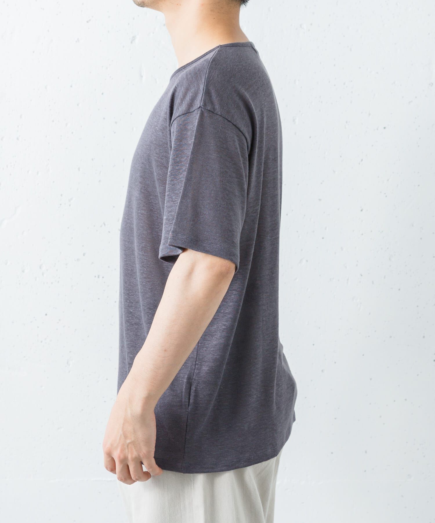 URBAN RESEARCH「『洗濯可』LINEN NARROW TRIM T-SHIRTS」|Tシャツ・カットソー|