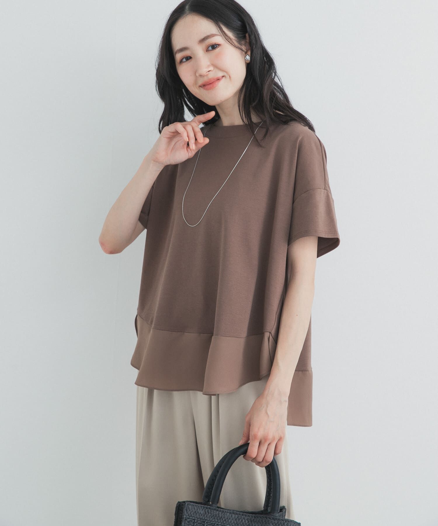 URBAN RESEARCH DOORS「異素材切替えラウンドヘムプルオーバー」|Tシャツ・カットソー|