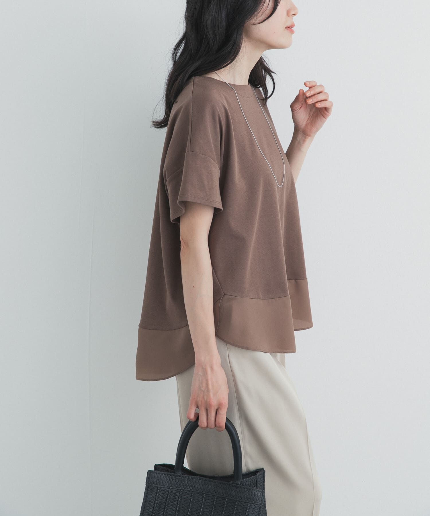 URBAN RESEARCH DOORS「異素材切替えラウンドヘムプルオーバー」|Tシャツ・カットソー|