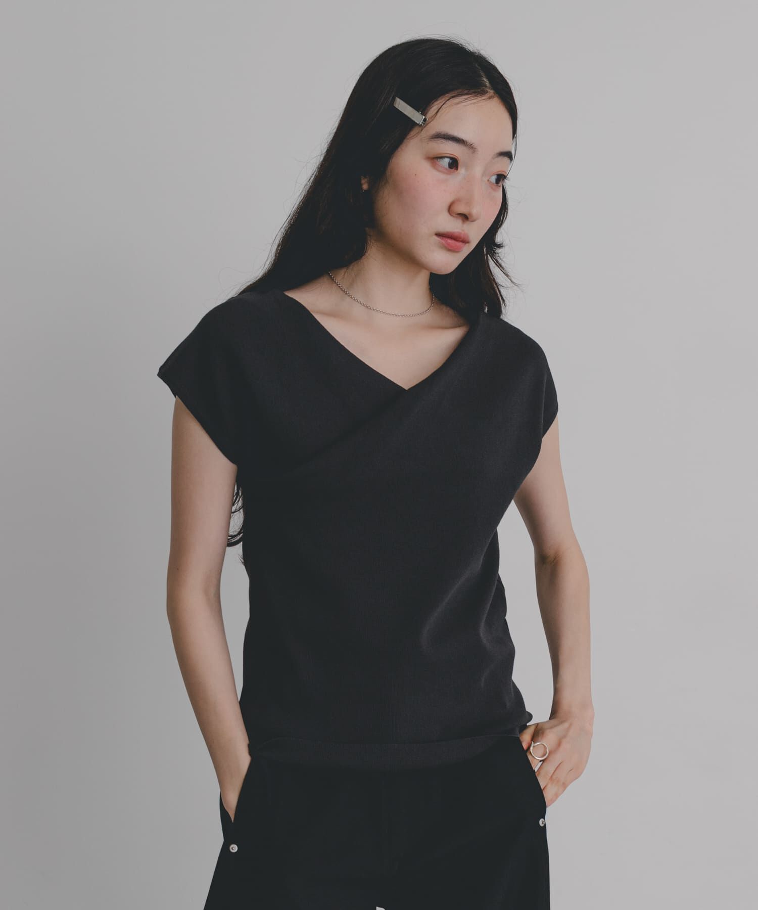 SENSE OF PLACE by URBAN RESEARCH「『洗濯可』ドレープネックセーター(半袖)」|ニット・セーター|
