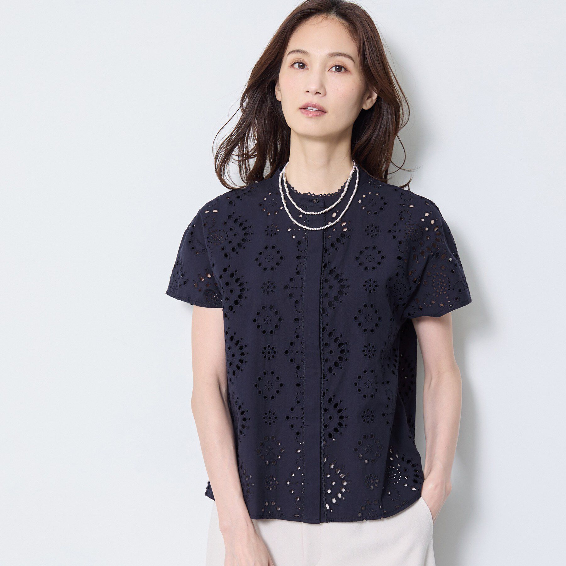 Reflect「【通勤◎】カットワーク刺繍レース シャツブラウス」|シャツ・ブラウス|ネイビー(094)