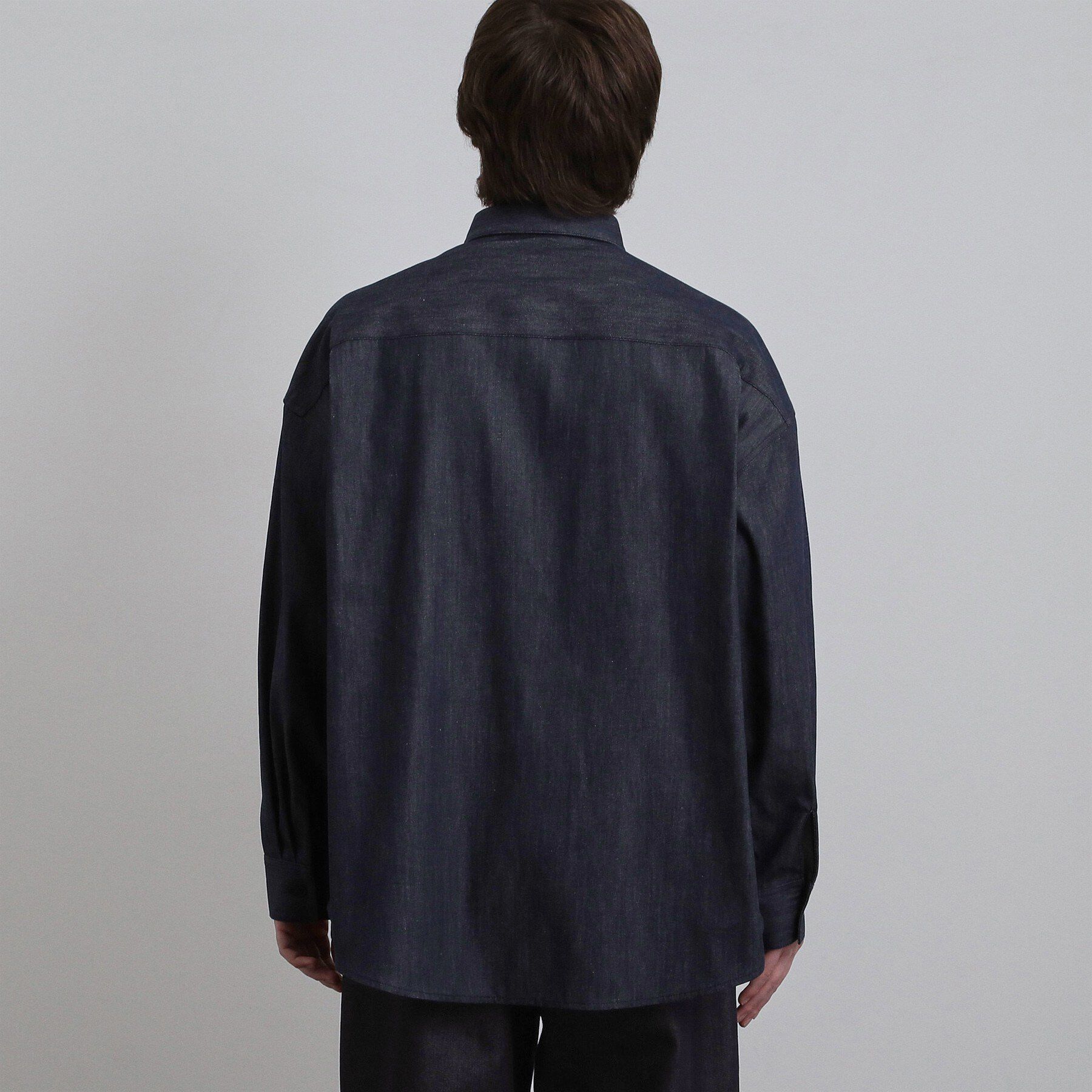 tk.TAKEO KIKUCHI「【色褪せしにくいデニム】Comfy Fadeless Denim Seriesデニムシャツ」|シャツ・ブラウス|