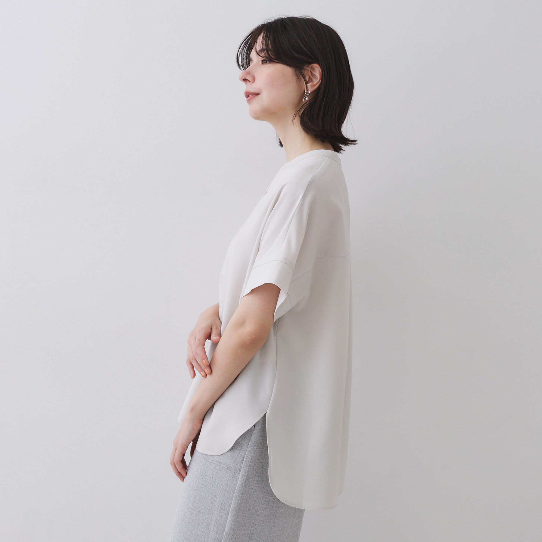 OPAQUE.CLIP「《5色展開／SS-LLサイズ》スキッパー金ボタンブラウス／セットアップ対応【防シワ／ストレッチ／洗濯」|シャツ・ブラウス|