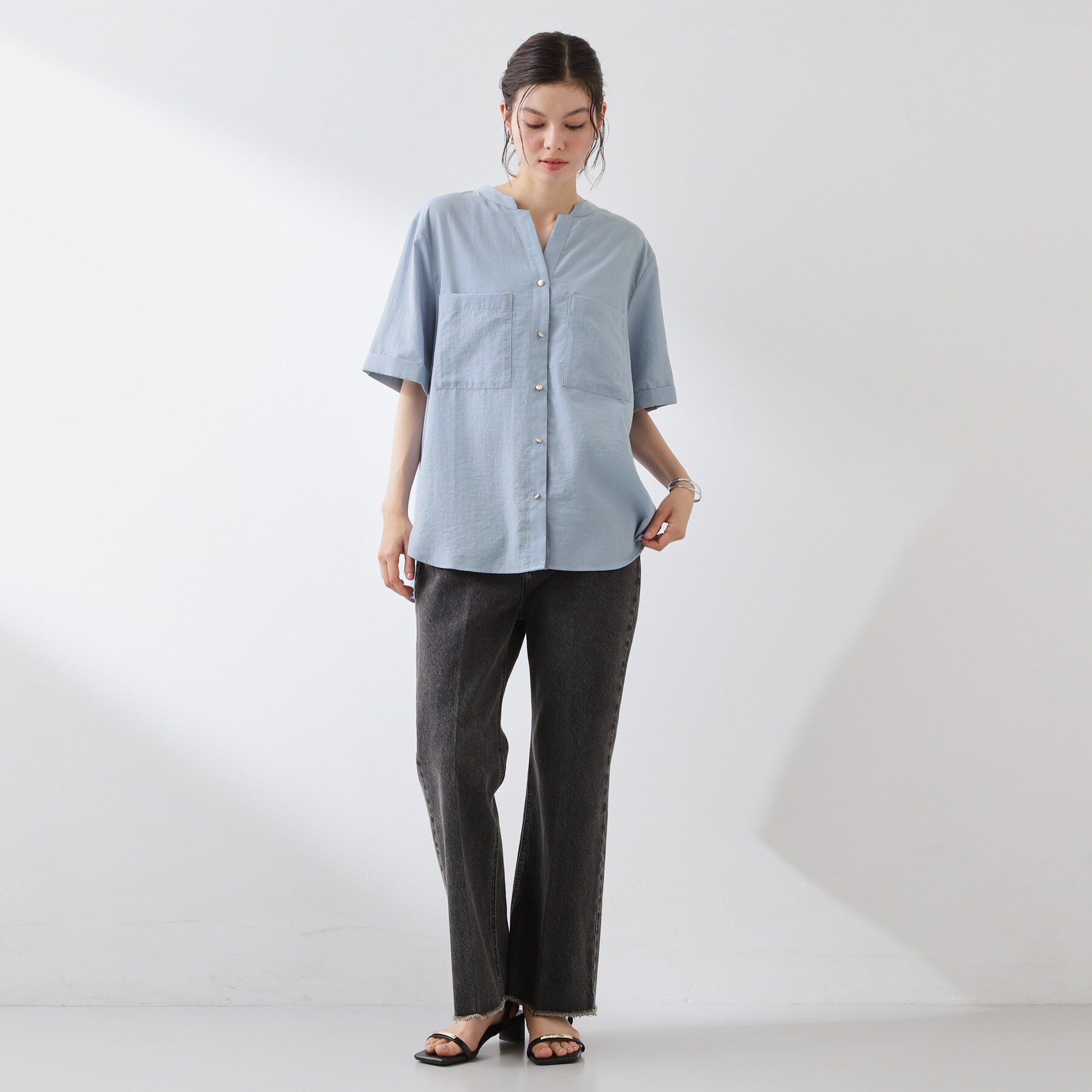 THE SHOP TK「【M-XL/さりげなく二の腕カバー】5分袖Wポケットシャツ」|シャツ・ブラウス|