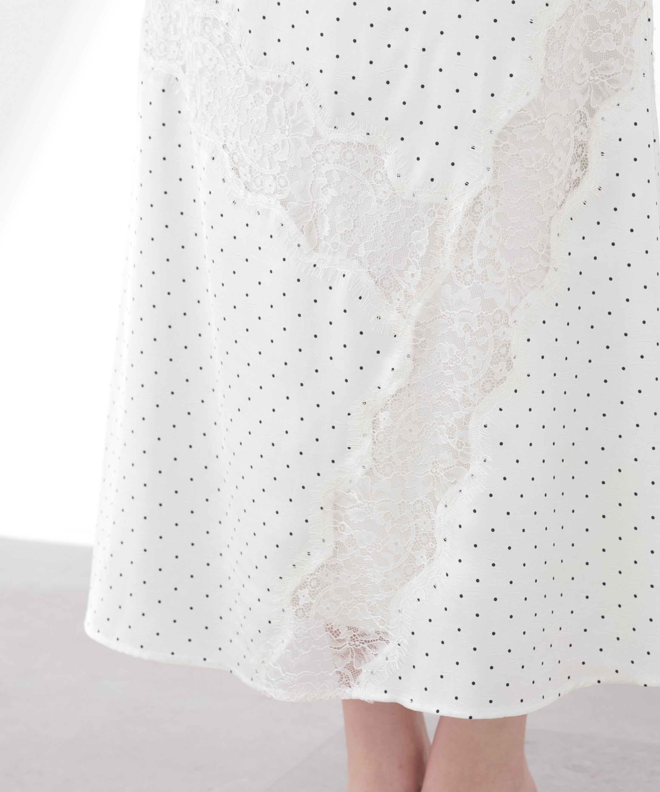 PROPORTION BODY DRESSING「レーストリムスカート 26SS」|スカート|