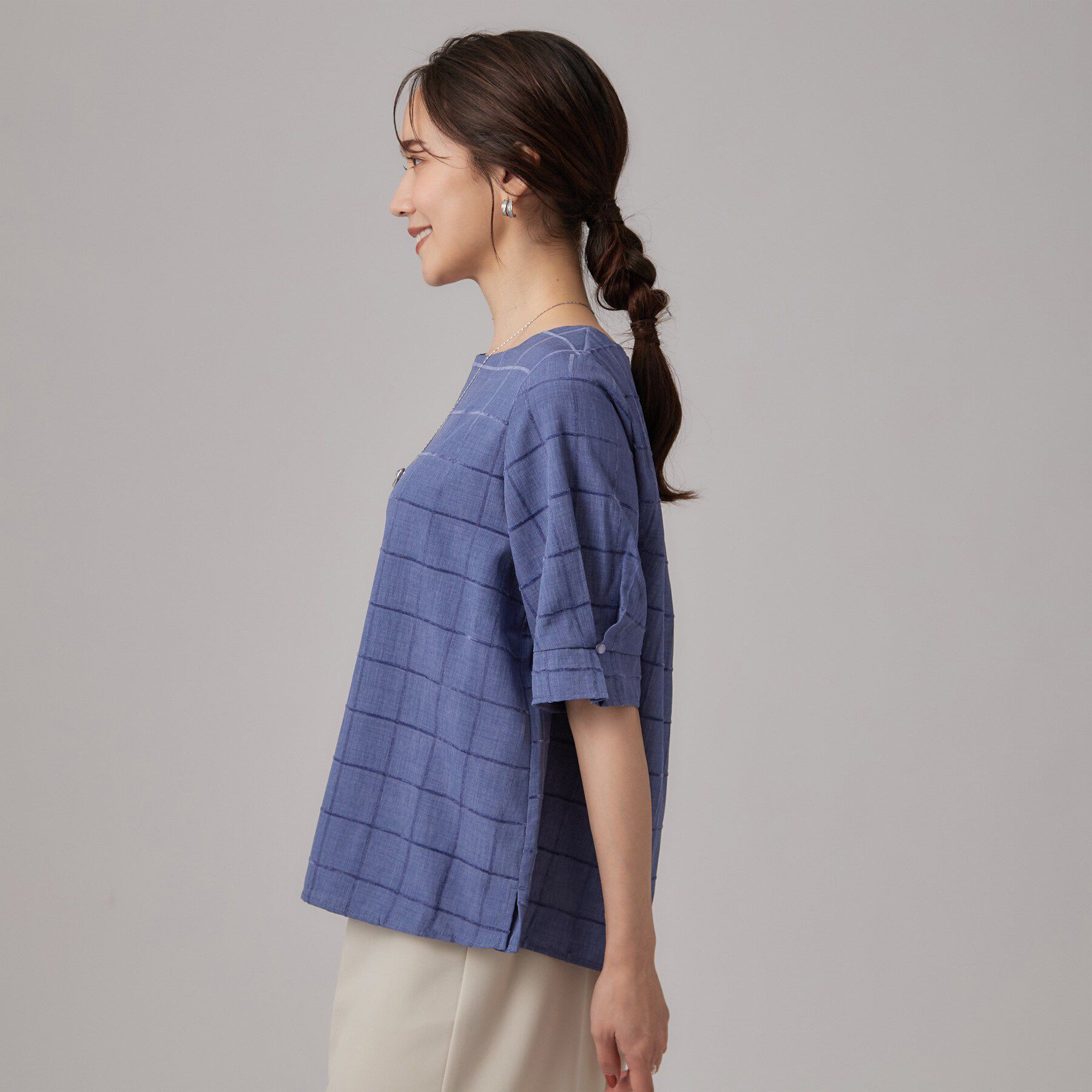 SHOO･LA･RUE「【セットアップ可/S-LL】モールチェックで上品に タックスリーブ ブラウス」|シャツ・ブラウス|