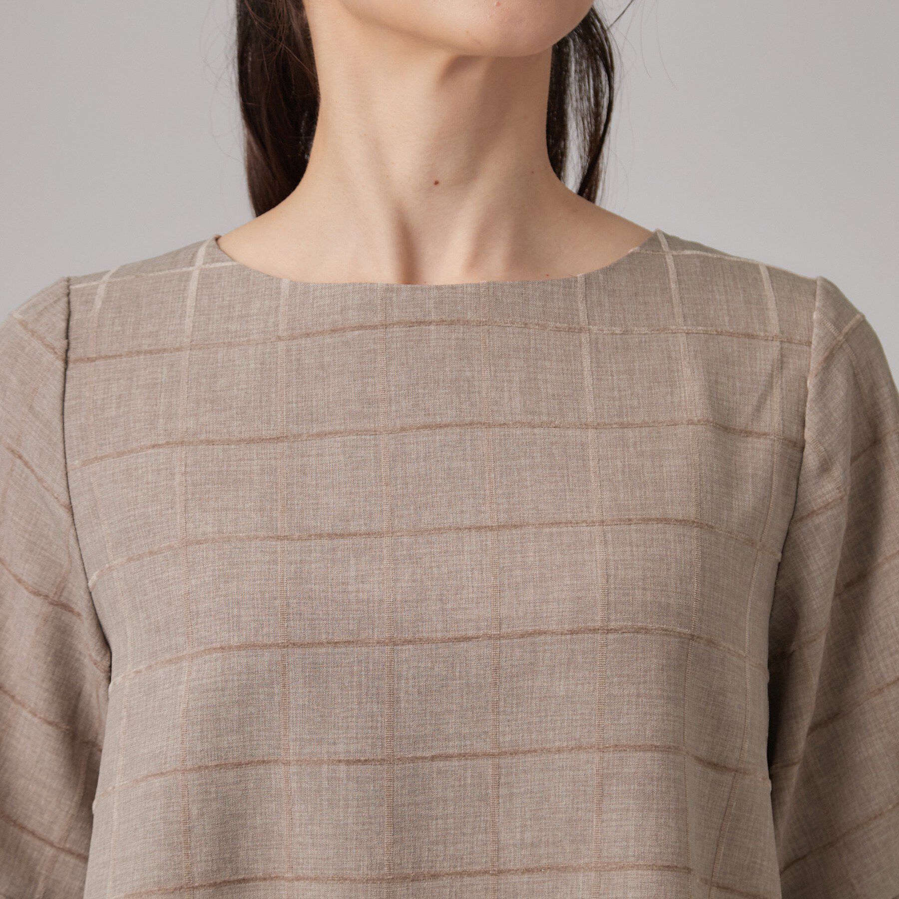 SHOO･LA･RUE「【セットアップ可/S-LL】モールチェックで上品に タックスリーブ ブラウス」|シャツ・ブラウス|
