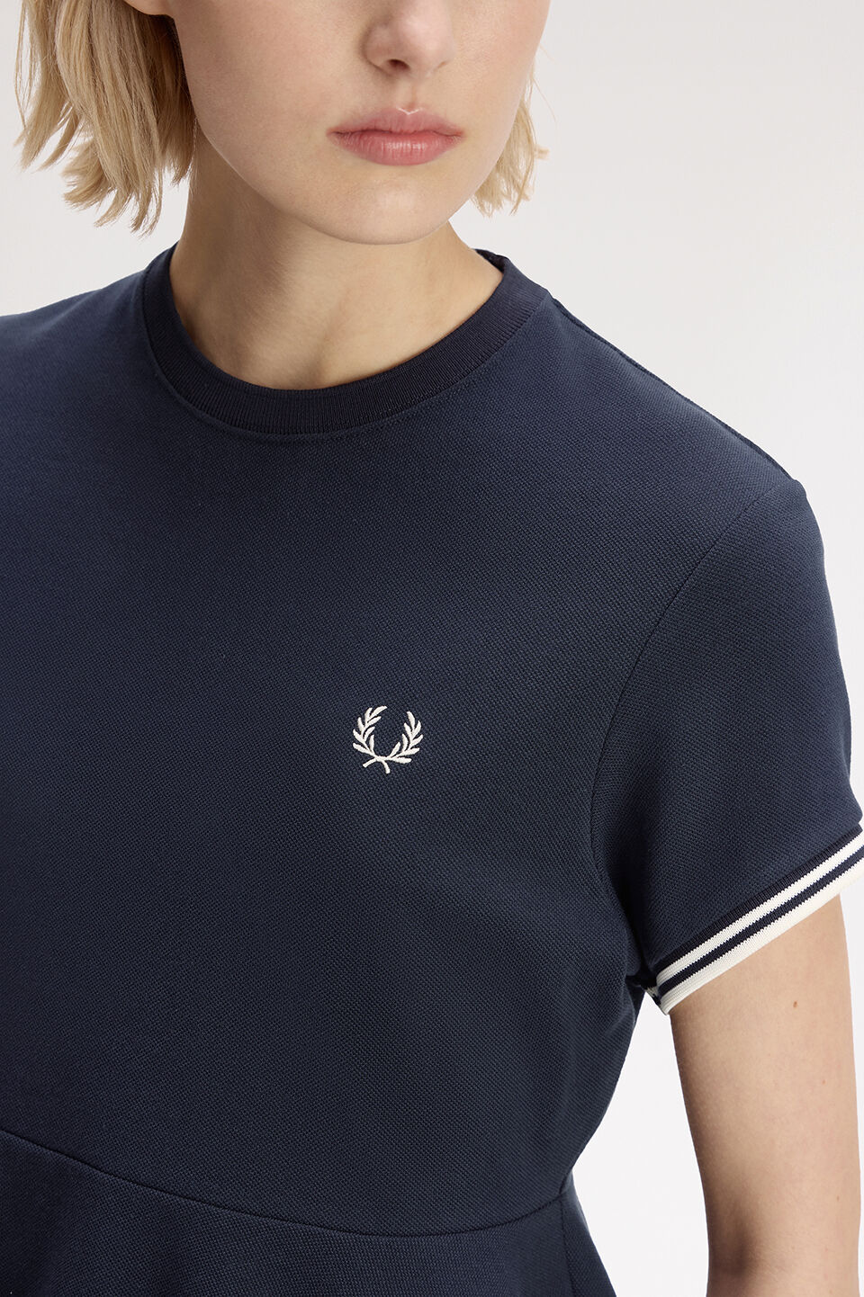 FRED PERRY 「Peplum Pique T-Shirt／ペプラム鹿の子Tシャツ」|Tシャツ・カットソー|