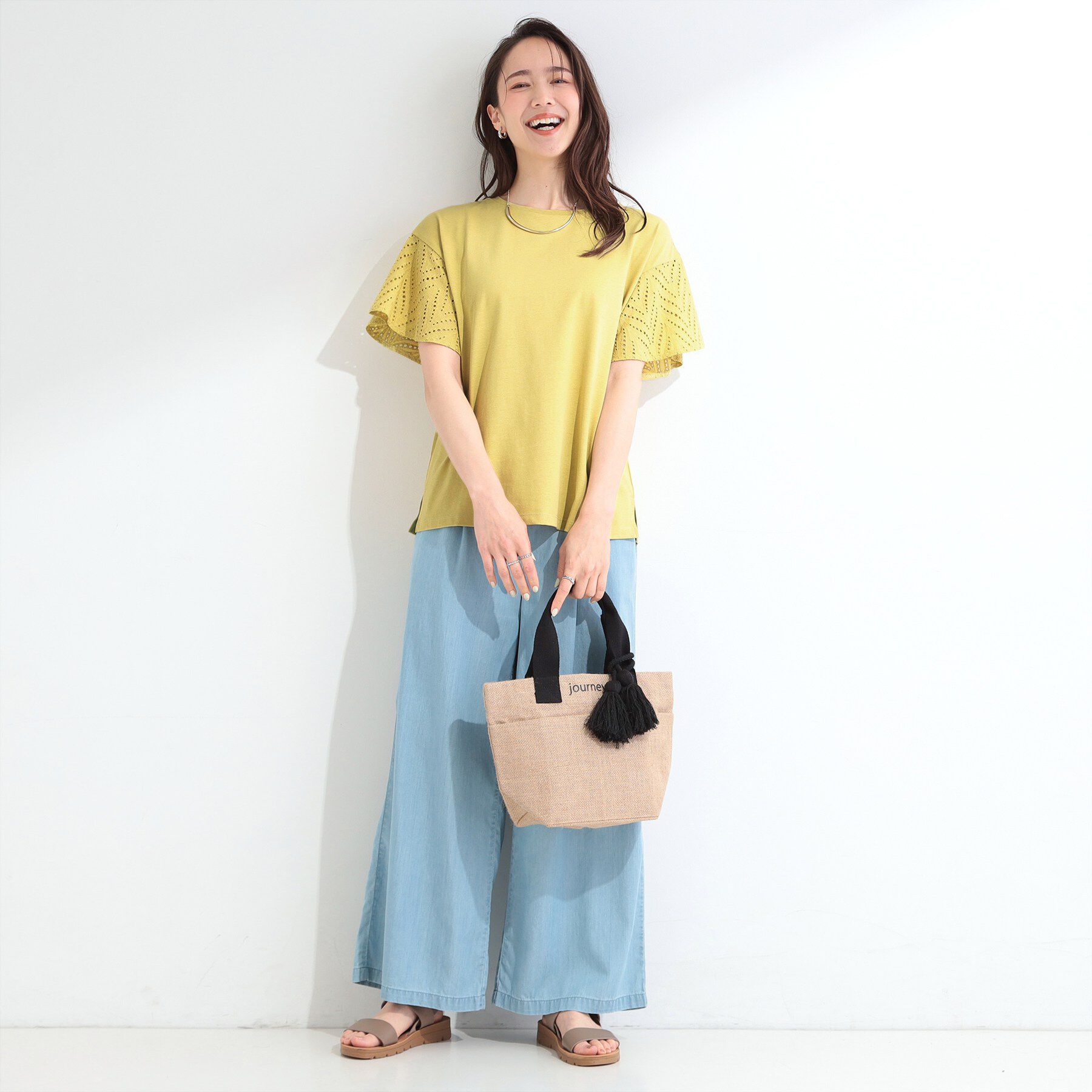 SHOO･LA･RUE「【汗じみ防止/ひんやり/体型カバー】真夏の味方。 汗じみが気になりにくい お袖レースフレアTシャツ」|Tシャツ・カットソー|