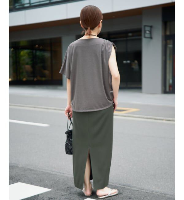 IENA「《追加/新色あり/接触冷感/防シワ》ストレッチジョーゼット Iラインスカート」|スカート|