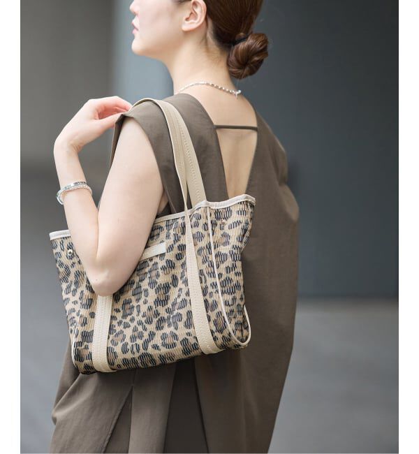 IENA「《洗濯機洗い可》qbag paris/キューバッグ パリ 別注NEST ZIP S バッグ」|トートバッグ|