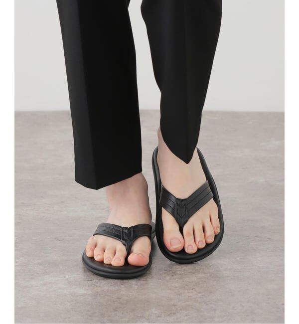Spick and Span「ISLAND SLIPPER / アイランド スリッパ レザートングサンダル」|サンダル|
