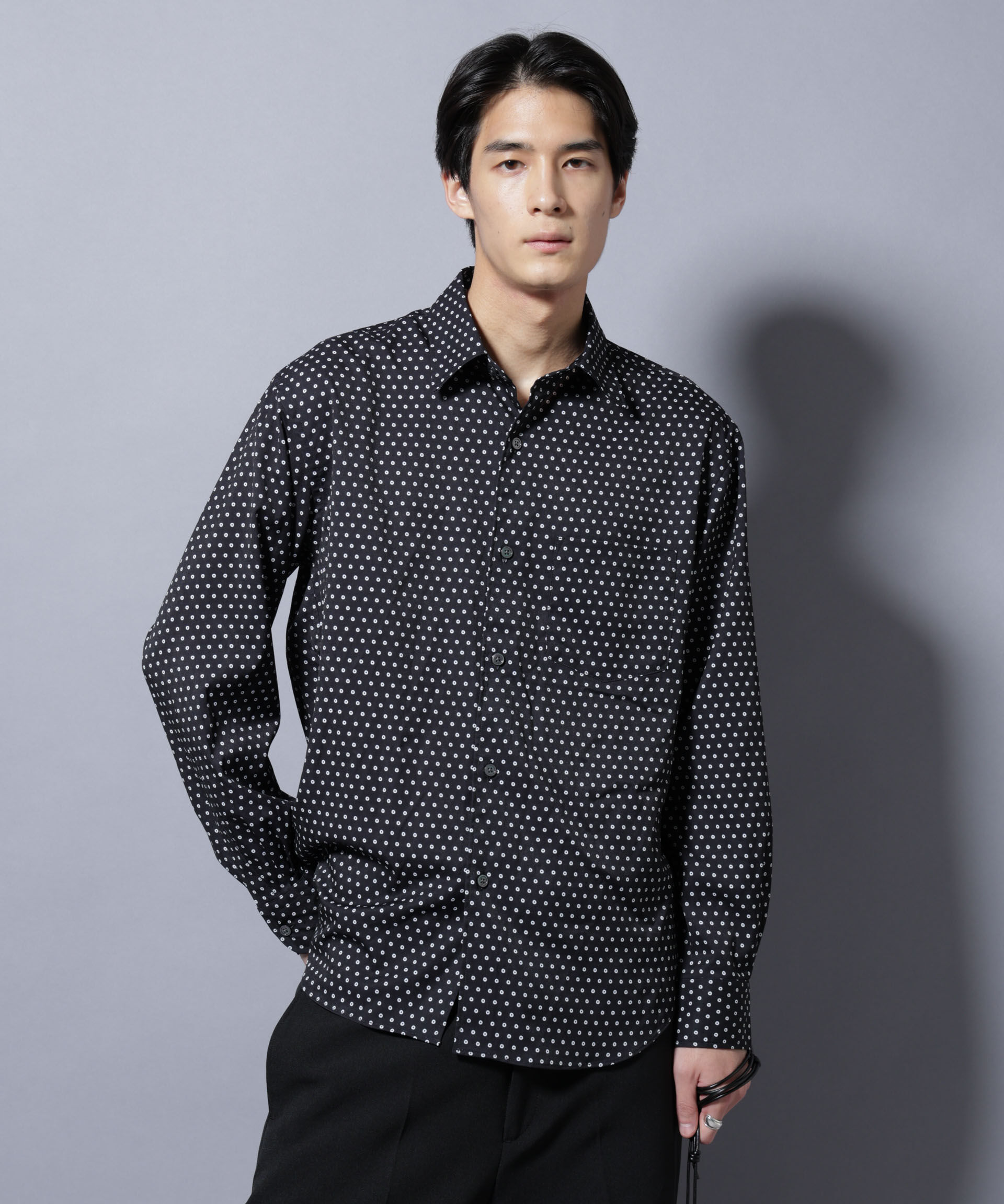 NANO universe「「EDITORIAL PRINT」シルキータッチシャツ」|シャツ・ブラウス|パターン32