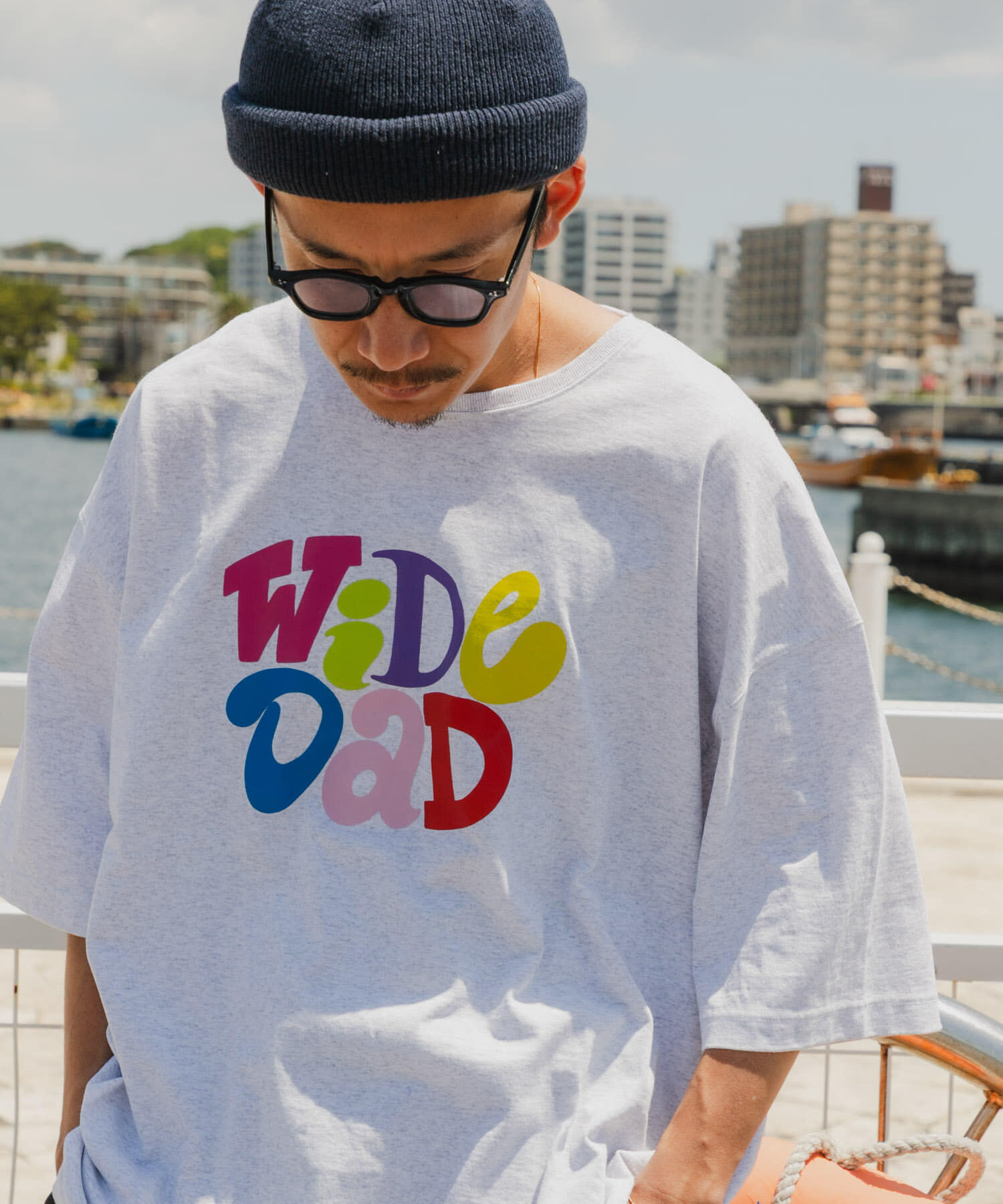 URBAN RESEARCH「Wide Dad　GRAPHIC T-SHIRTS WITH HATCH」|Tシャツ・カットソー|