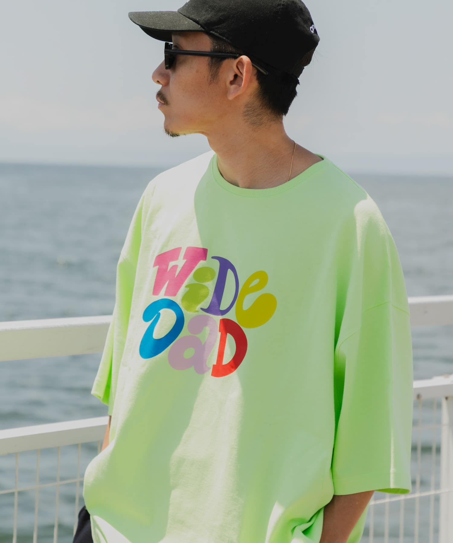 URBAN RESEARCH「Wide Dad　GRAPHIC T-SHIRTS WITH HATCH」|Tシャツ・カットソー|