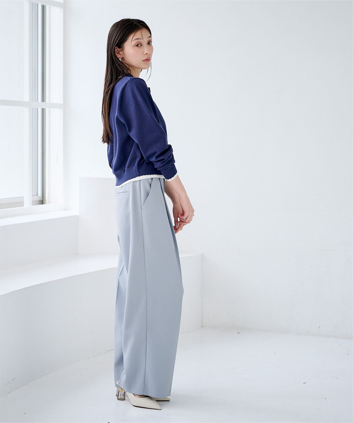 ur's「美シルエットワンタックワイドパンツ」|スラックス|