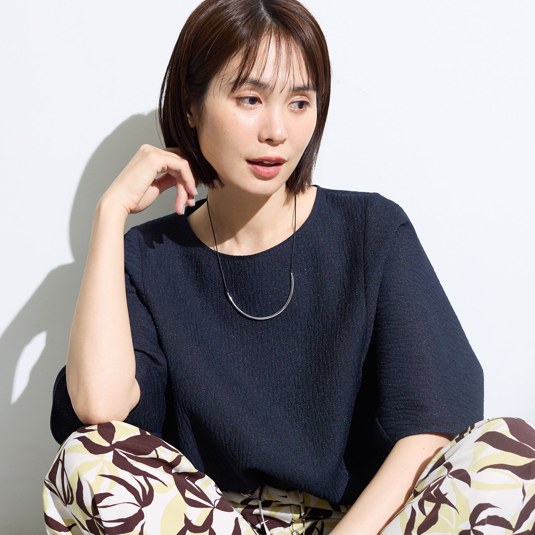 INDIVI「【華奢見え】ジャカード ドルマントップス」|Tシャツ・カットソー|ネイビー(094)