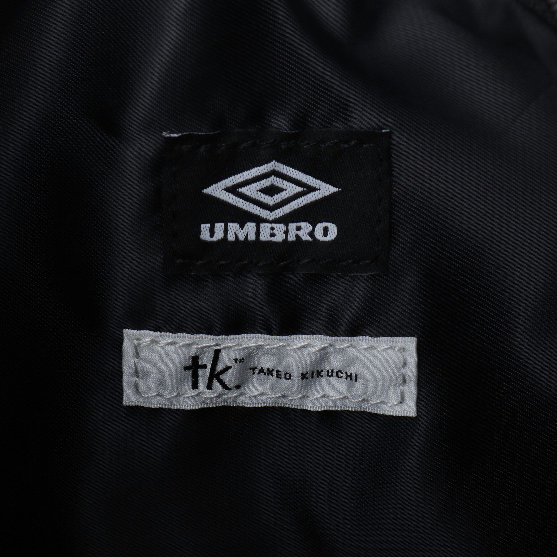 tk.TAKEO KIKUCHI「【UMBRO】FLショルダーバッグ／チャーム付き」|ショルダー・メッセンジャー|