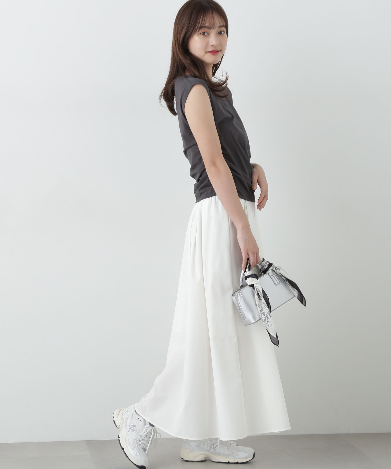PROPORTION BODY DRESSING「アシメTシャツ」|Tシャツ・カットソー|