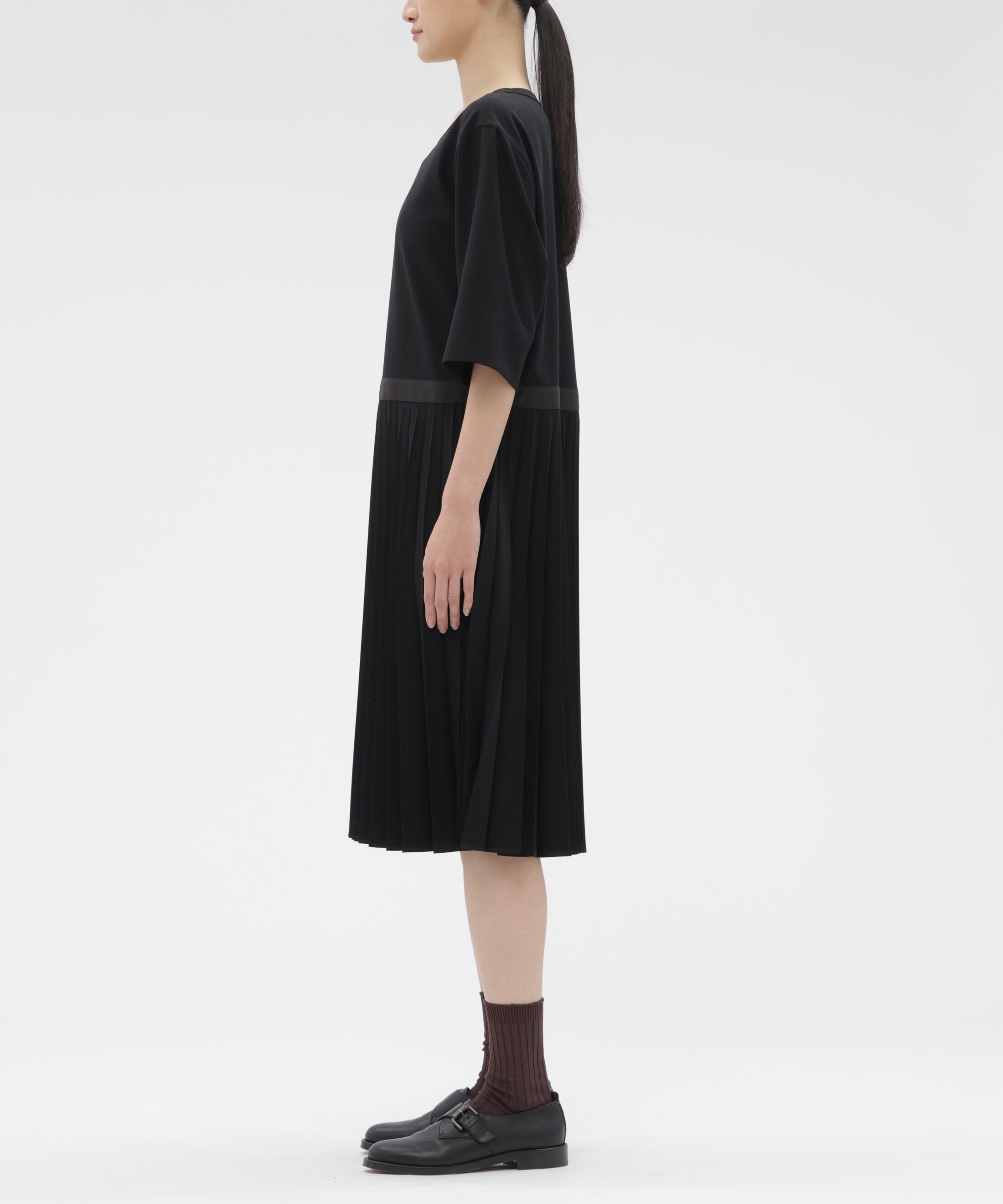  「FINE WOOL POPLIN DRESS」|ワンピース|