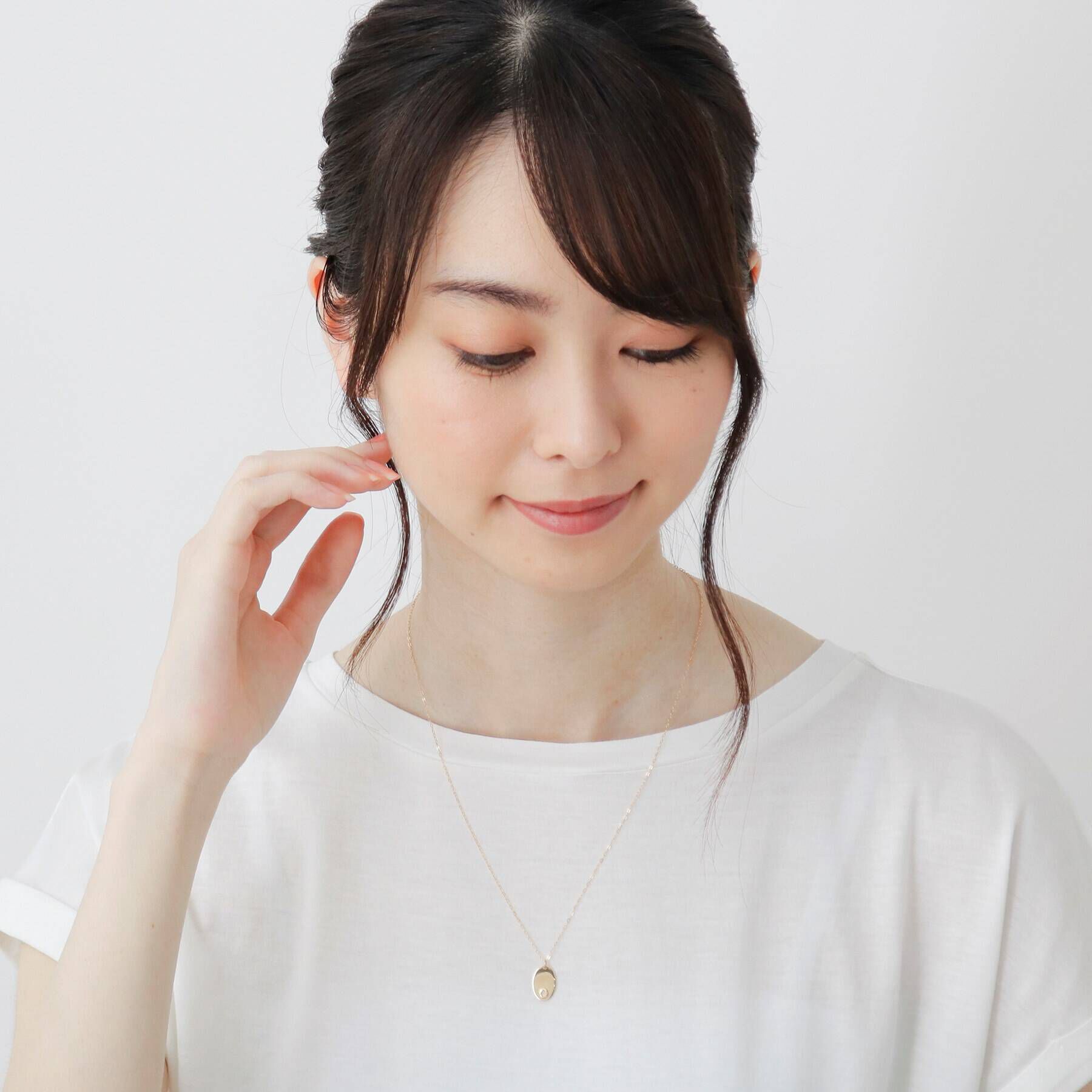 COCOSHNIK「カラーストーン（ムーンストーン）オーバルプレート　ネックレス」|ネックレス|