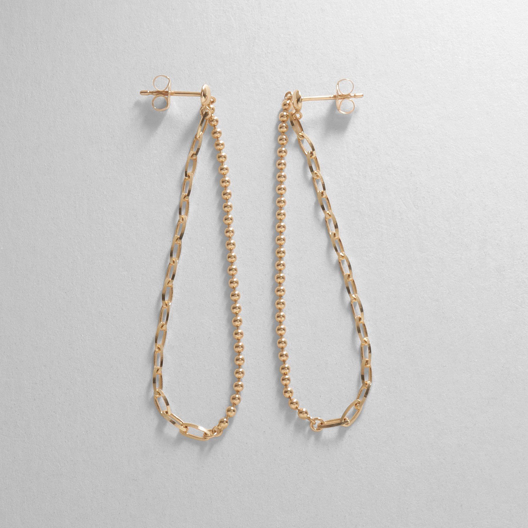COCOSHNIK「K10ボール&times;アズキチェーンセパレート スタッドピアス」|ピアス|