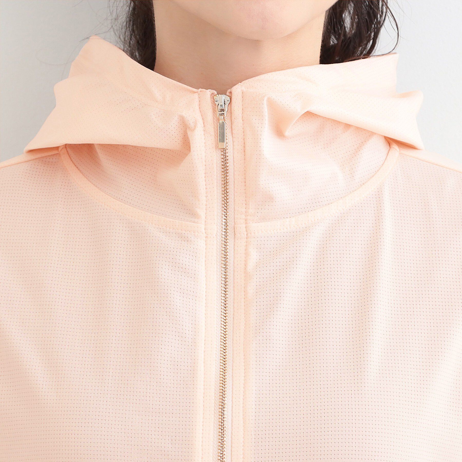 SHOO･LA･RUE「【ひんやり/S-LL/体型カバー】日焼け対策にも女性らしさを UVカットペプラムパーカ」|ブルゾン・スタジャン|