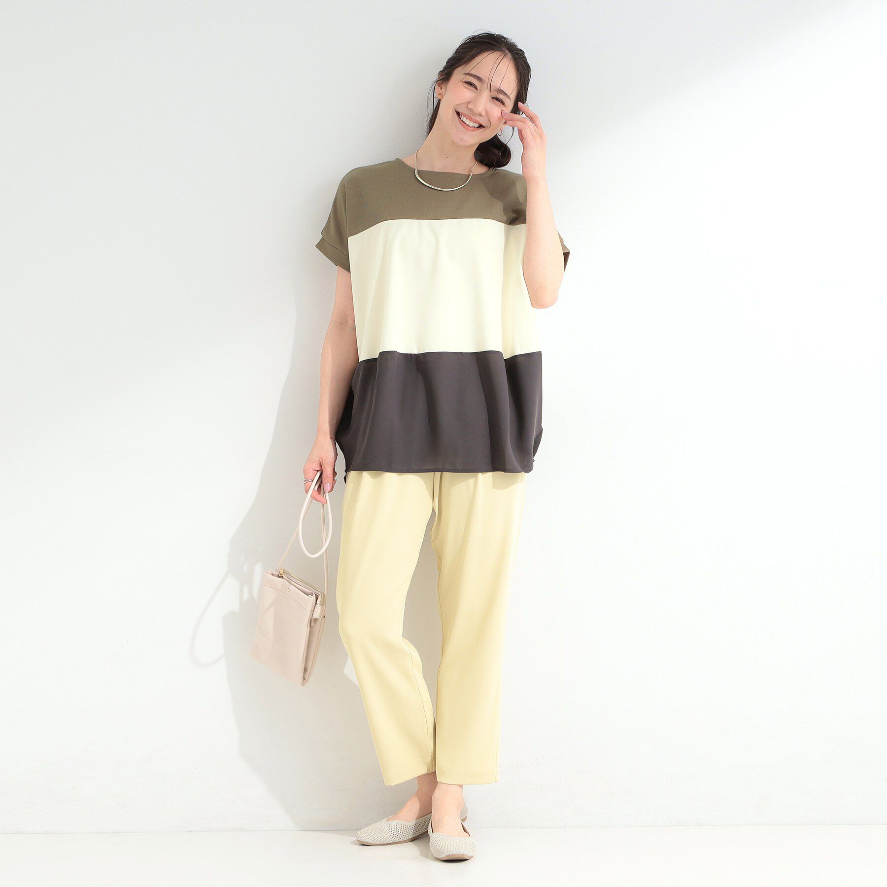 SHOO･LA･RUE「【S-LL/洗濯機可/体型カバー】インせず着られる 異素材ブロッキング ドルマンＴシャツ」|Tシャツ・カットソー|