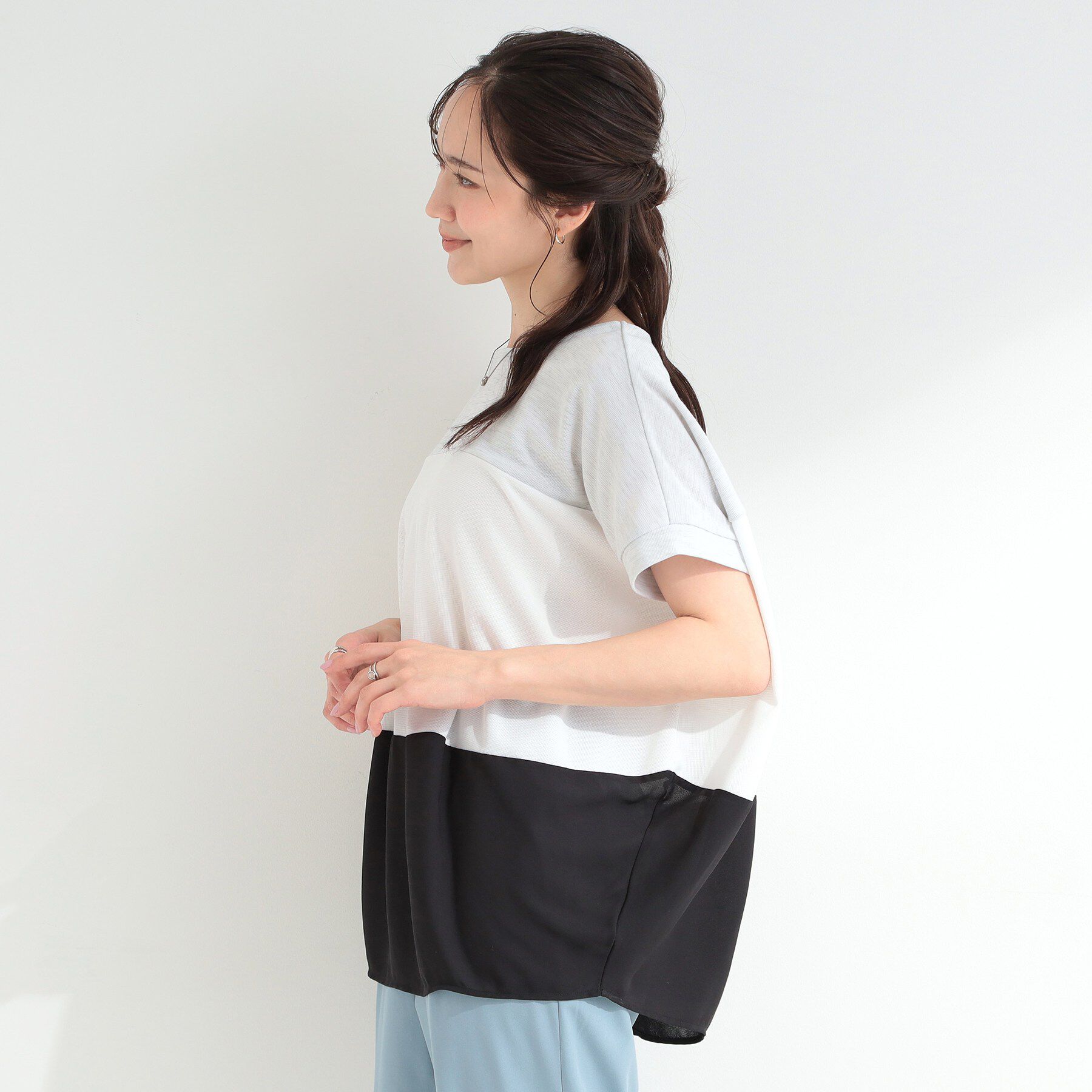 SHOO･LA･RUE「【S-LL/洗濯機可/体型カバー】インせず着られる 異素材ブロッキング ドルマンＴシャツ」|Tシャツ・カットソー|