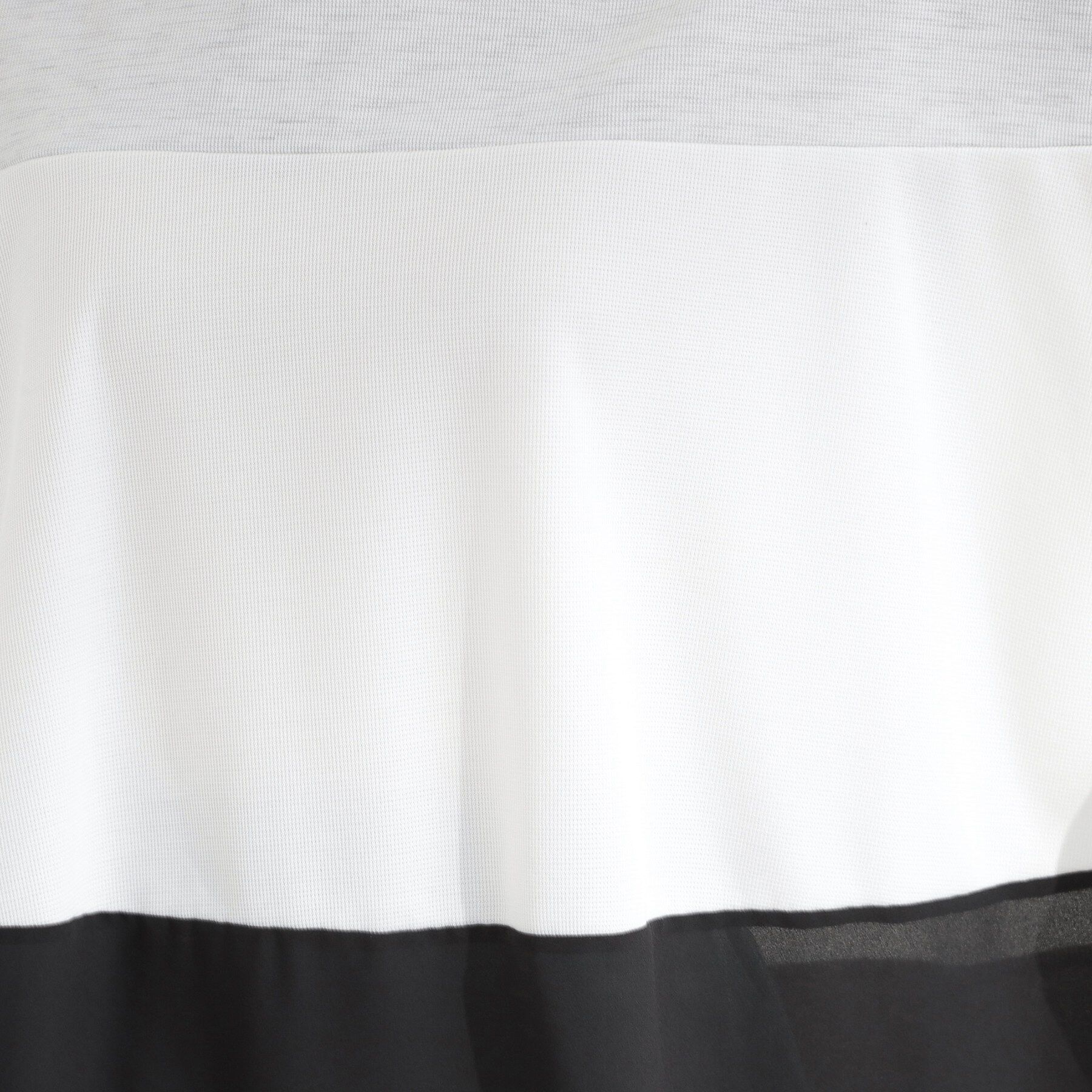 SHOO･LA･RUE「【S-LL/洗濯機可/体型カバー】インせず着られる 異素材ブロッキング ドルマンＴシャツ」|Tシャツ・カットソー|