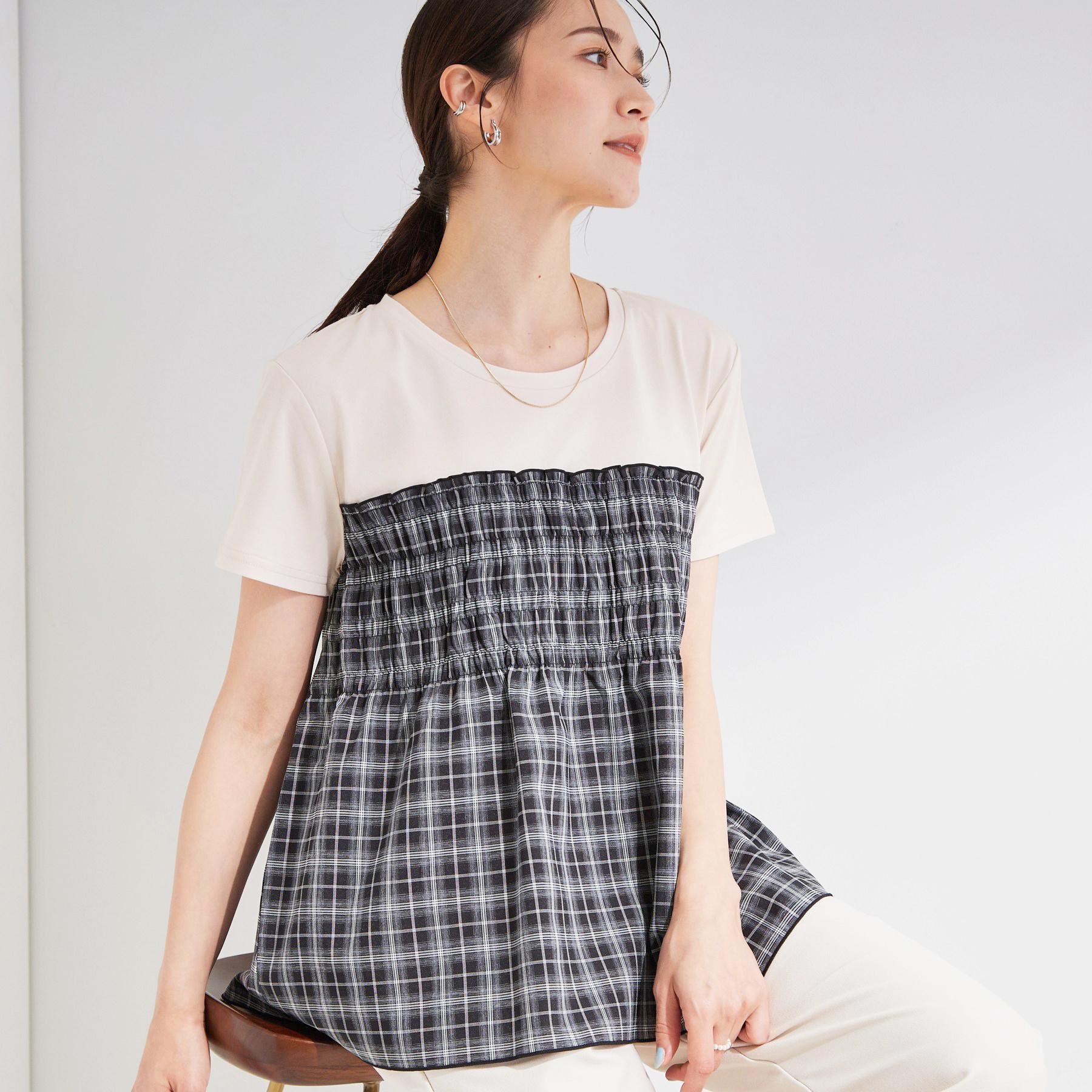 SHOO･LA･RUE「【S-LL/洗濯機可/体型カバー】インせずサマ見え ビスチェ風異素材ドッキングTシャツ」|Tシャツ・カットソー|ブラック(219)