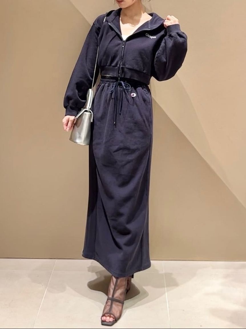 FRAY I.D「【FRAY I.D｜Champion】リバースウィーブショートフーディ」|スウェット・ジャージ|