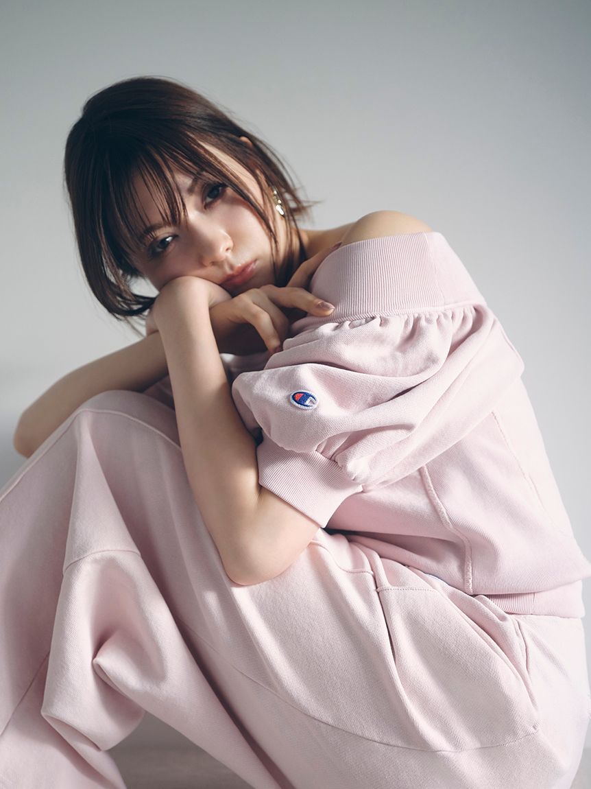 FRAY I.D「【FRAY I.D｜Champion】パフスリーブオフショルスウェット」|スウェット・ジャージ|