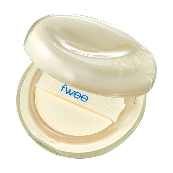  「fwee(フィー) クッションエッグフィットカバー 02ヌード (13g)」|ファンデーション|