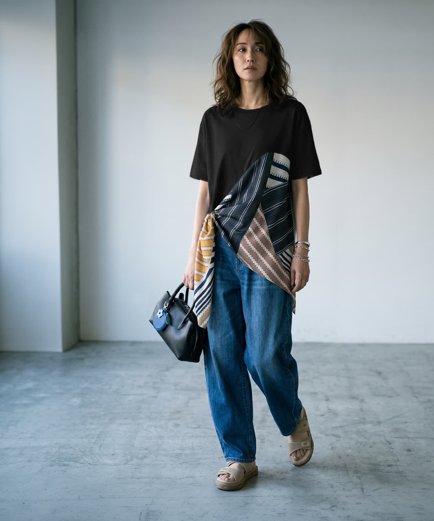 STYLE DELI「【BLK001】スカーフ柄パッチワークTシャツ」|Tシャツ・カットソー|ブラック