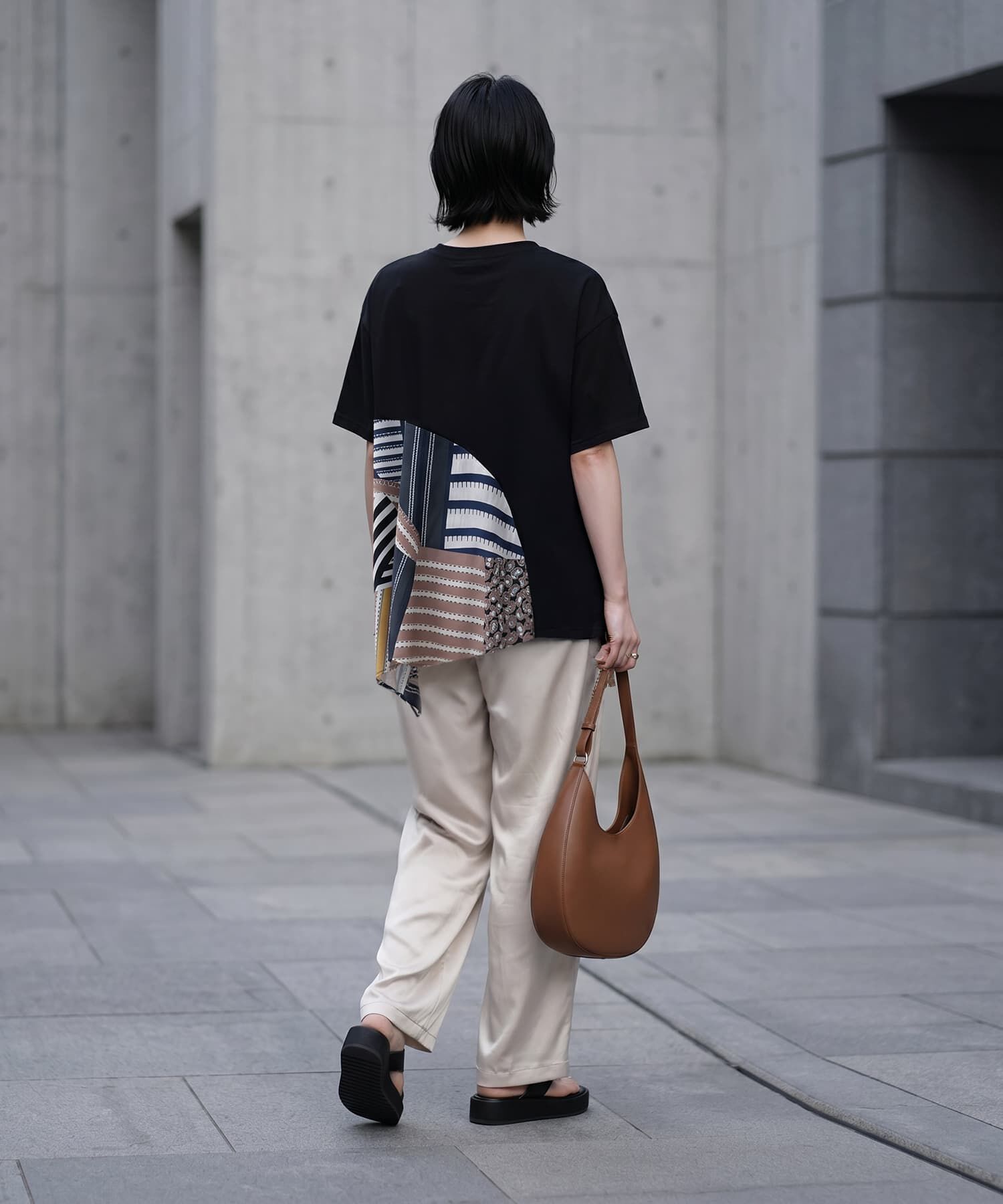STYLE DELI「【BLK001】スカーフ柄パッチワークTシャツ」|Tシャツ・カットソー|