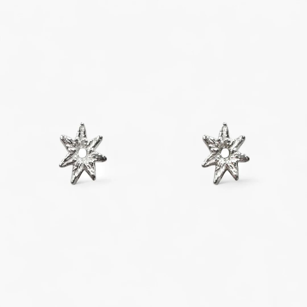 KAORU「スペクトラム ピアス／シルバー」|ピアス|