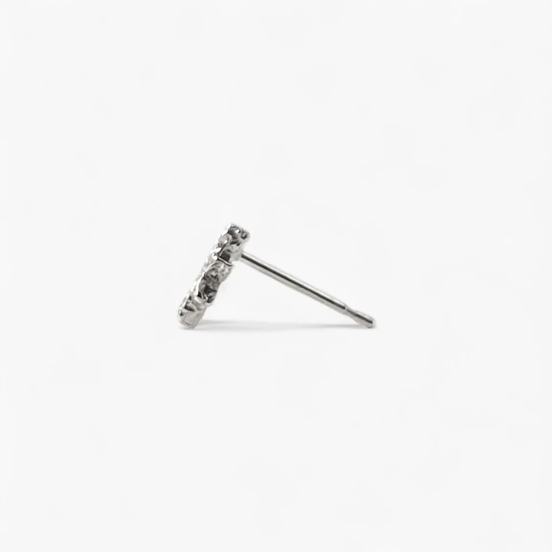 KAORU「スペクトラム ピアス／シルバー」|ピアス|