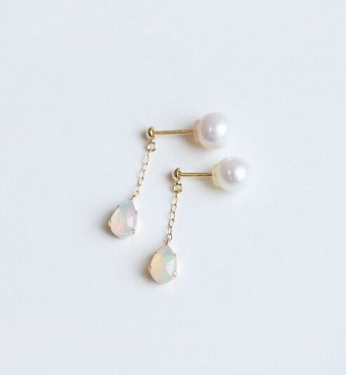  「オパール ピアス | K18 〈パールキャッチ〉」|ピアス|
