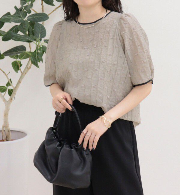 fredy emue「【新色追加】《大人気ブラウスの半袖バージョン》バック釦配色パイピング半袖ブラウス」|シャツ・ブラウス|